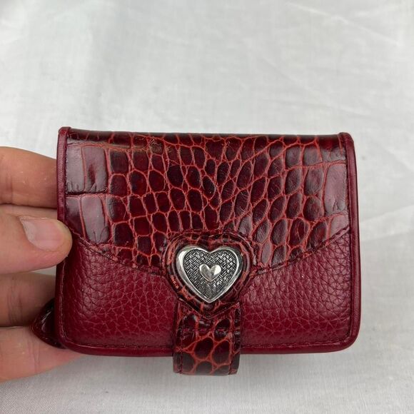 Brighton Bellisimo Heart Red Croc- Embossed Wallet with heart charm - Picture 1 of 6